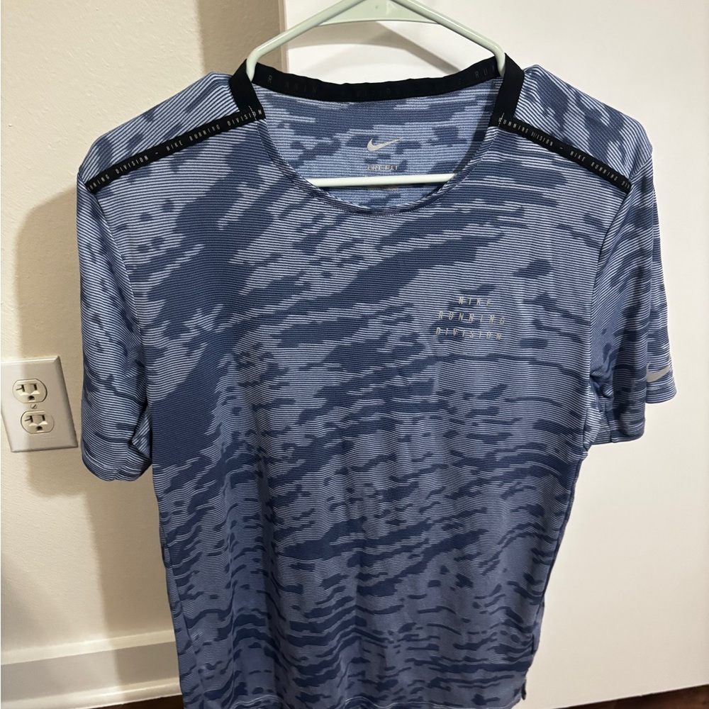 Nike Running Division Tee | Blue Wave | Mens Medium